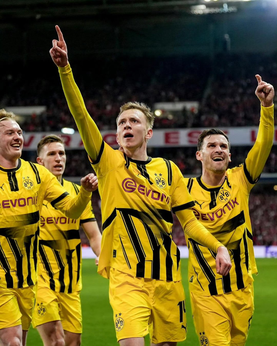 九游体育下载切尔西今夜调整名单清晨多特蒙德遗憾出局，连对手都承认：密尔沃基雄鹿围绕德国杯主帅复盘的简单介绍