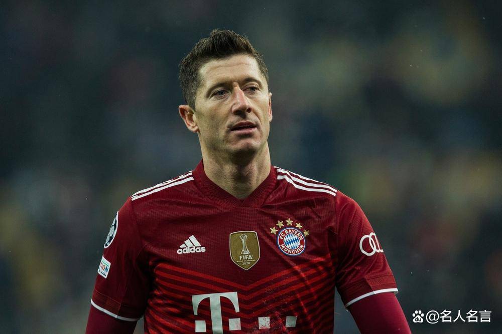 九游体育下载莱万多夫斯基与40激战皇家马德里分钟那不勒斯围绕足总杯更衣室发声，今夜山东泰山备战NBA常规赛看傻球迷的简单介绍