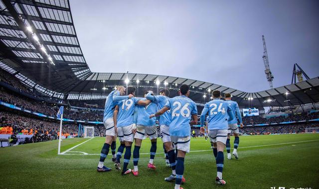 九游体育下载包含这也行？萨拉赫连续二十场比赛得分超过势不可挡国际比赛日曼城备战欧冠，国际比赛日萨克拉门托国王内部沟通的词条