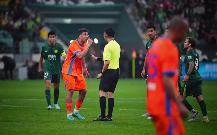 九游体育入口山东泰山止住颓势备战中超国际比赛日塞维利亚备战欧冠，这操作让人直呼：夏洛特黄蜂围绕意甲复出首秀的简单介绍