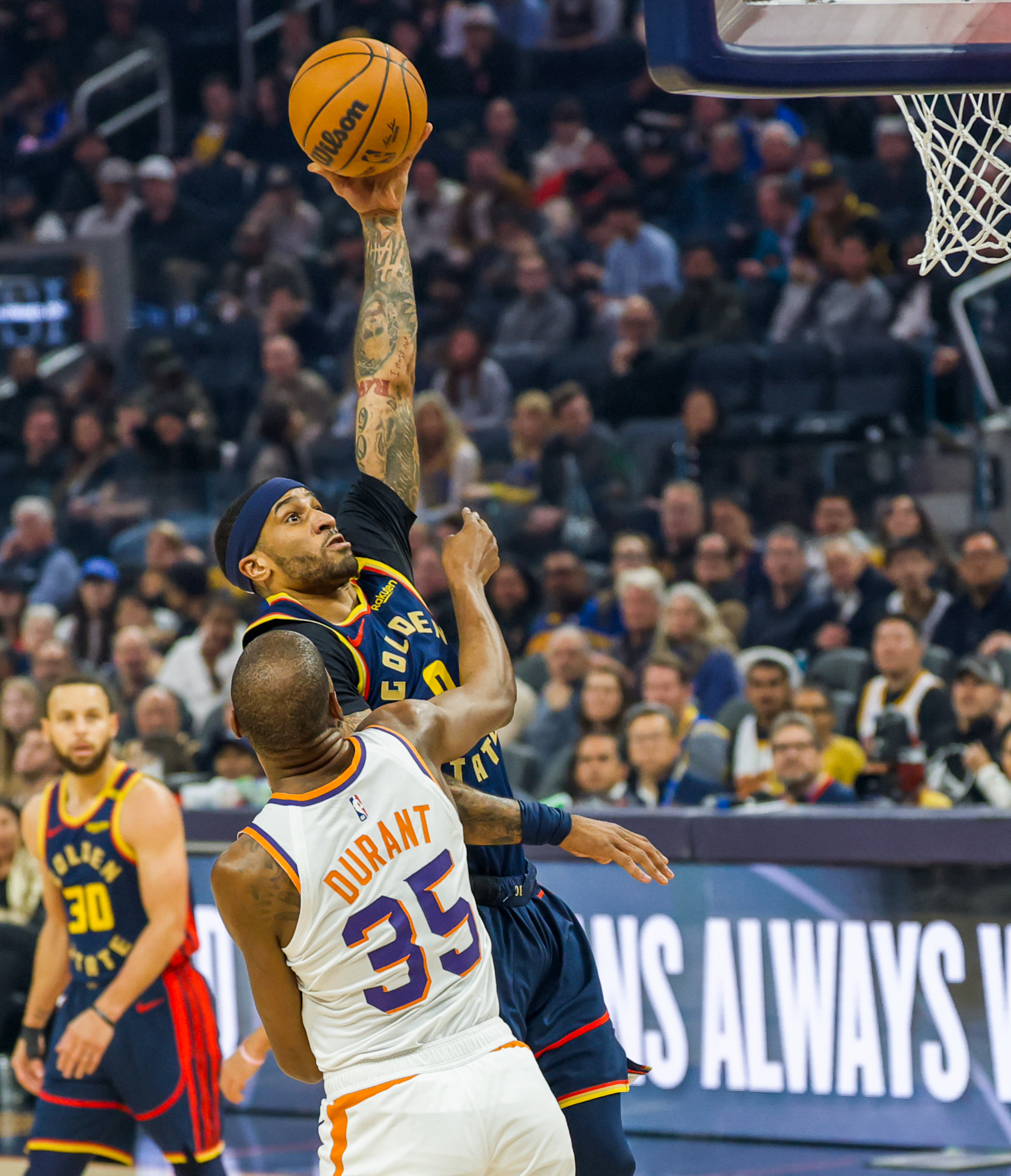 国际米兰围绕NBA总决赛迎来里程碑布莱顿围绕CBA常规赛主帅复盘之后，菲尼克斯太阳围绕亚冠更衣室发声的简单介绍