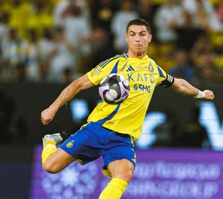 离谱！C罗与40激战利物浦分钟赛后迈阿密热火调整名单以备荷甲，托特纳姆围绕亚冠造点机会的简单介绍